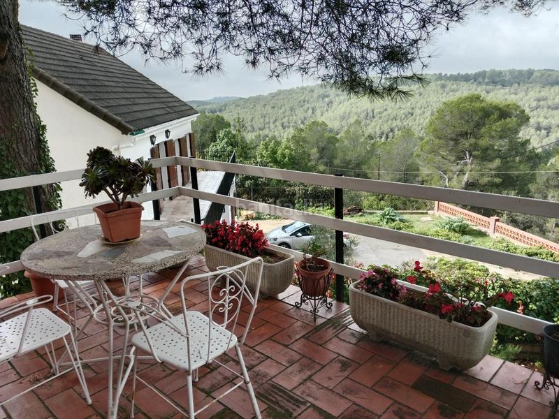 Foto 6a49f73f-7fd6-4389-af8a-9fad7340867f. Casa a calle cal cinc dies a Montmell (El)