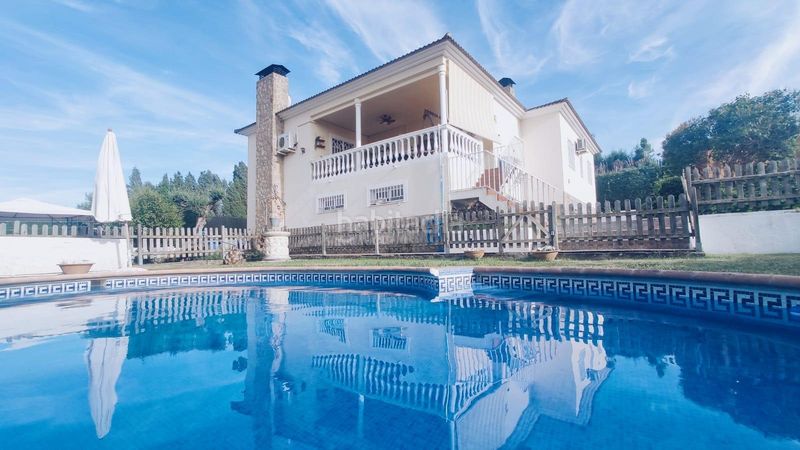 Foto ab4c963e-7e63-4a11-b980-b4badcefff72. Casa amb calefacció aparcament piscina a Yeles