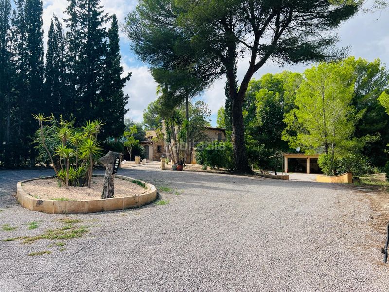 Foto a6f91477-edf5-4b4a-9aea-ee2555ccfa37. Xalet amb aparcament piscina a Artà poble Artà