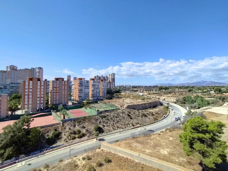 Foto a751ffa6-4971-4067-904f-83989e6c662f. Pis amb aparcament piscina a Playa Muchavista Campello (el)