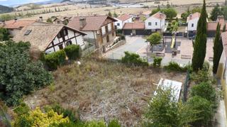 Wohngrundstück in Plaza de plazaola 3. Terreno de 363m2 en venta a 10 min de pamplona, con vistas y jun