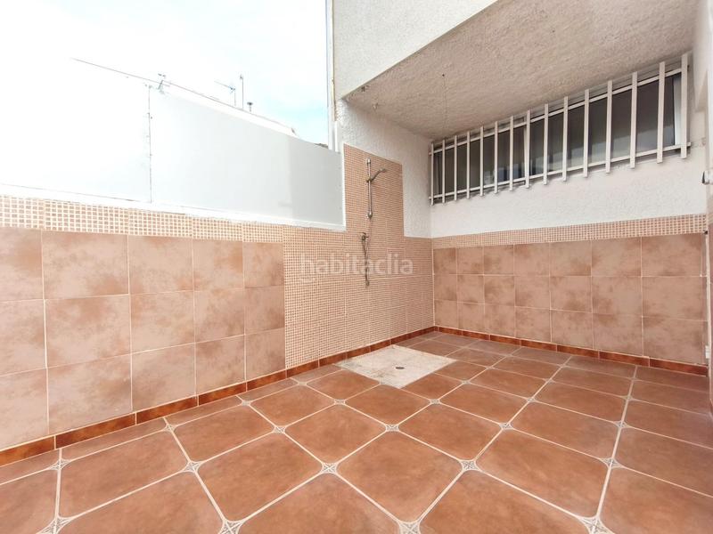 Foto 6a59933c-06b7-4d50-805b-cc948af839e3. Apartament amb aparcament a calas Santa Pola este Santa Pola