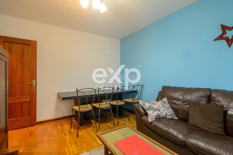 Foto 9d7dd7f3-de8d-4728-9df0-774c80220bfc. Pis a calle feijoo 48 a El Coto Gijón