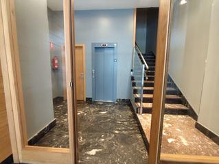 Oficina  Calle olaguibel. Magnífica propiedad en la zona noble de vitoria