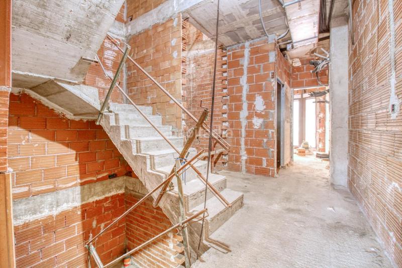 Foto 29fcbf75-5b9b-400a-bb5d-c1d637e4d9cb. Casa tríplex de 330 m alquiler con opción a compra! en Albatera