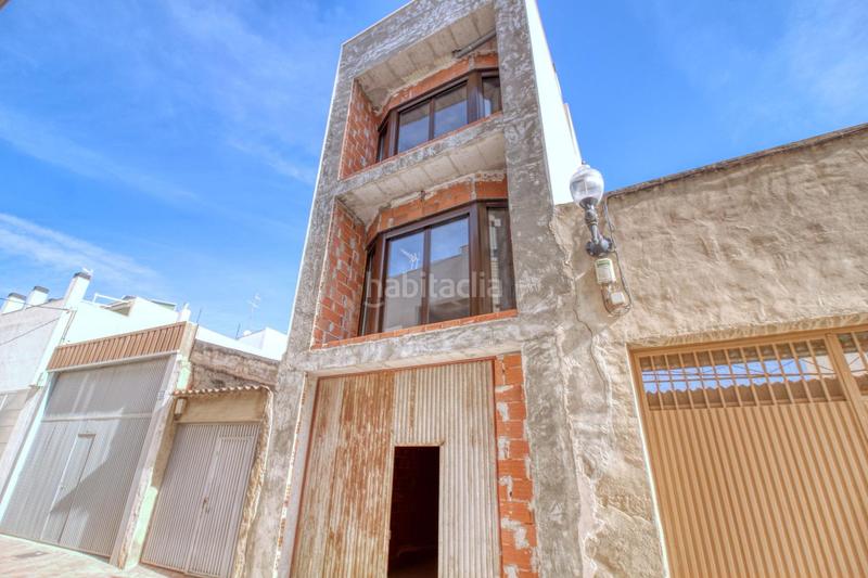 Foto 2e7b3b5f-526d-426d-97be-e3a8591c2fc8. Casa tríplex de 330 m alquiler con opción a compra! en Albatera