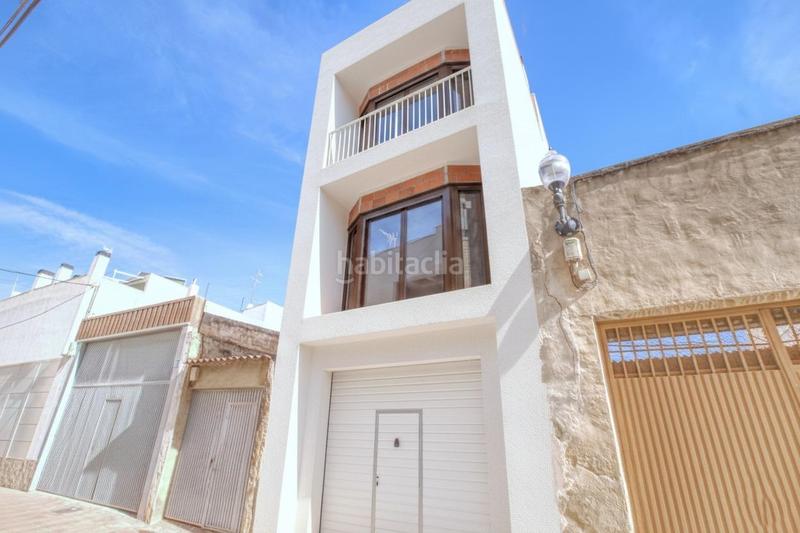 Foto 6f586274-9d44-4381-9afd-963001a73353. Casa tríplex de 330 m alquiler con opción a compra! en Albatera