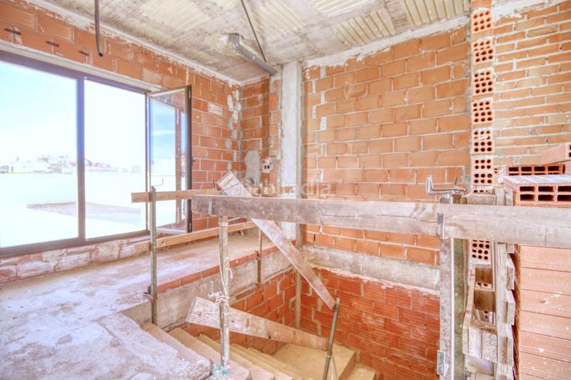 Foto a62b2d94-271c-483d-8335-15be542bf436. Casa tríplex de 330 m alquiler con opción a compra! en Albatera