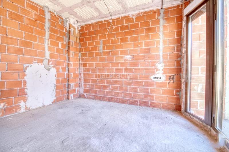 Foto b3787ac2-0f46-486a-a312-d12a368e12bb. Casa tríplex de 330 m alquiler con opción a compra! en Albatera