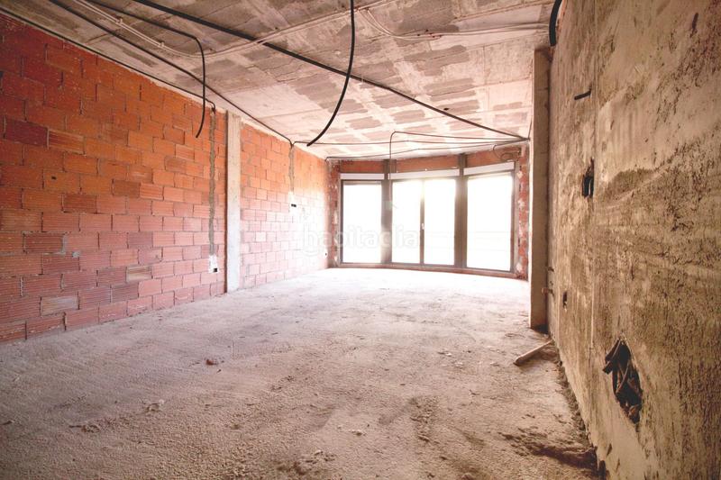 Foto d7de457b-1a25-4dbc-b19a-af02f3d3f55b. Casa tríplex de 330 m alquiler con opción a compra! en Albatera