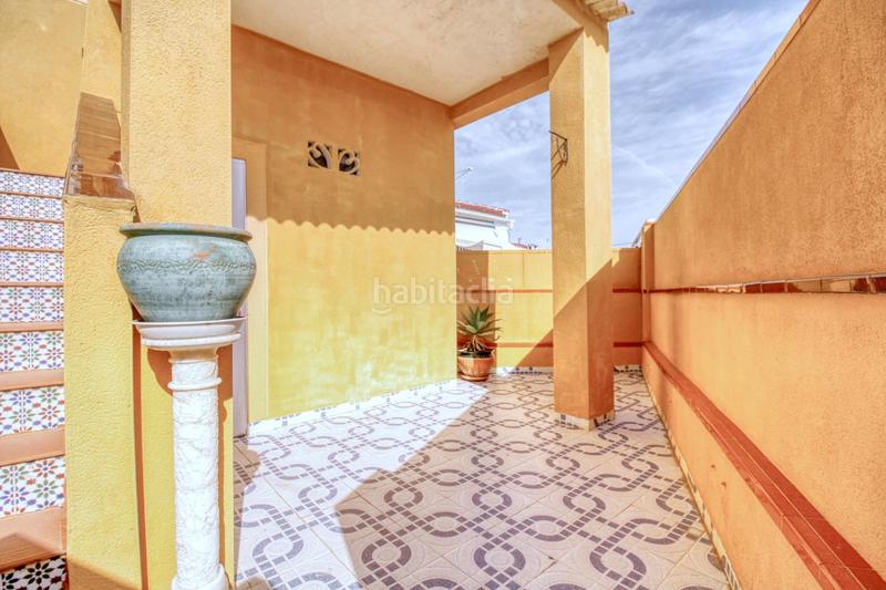 Foto 047dda9d-4493-4628-b85b-79f94c378435. Casa con parcheggio in Zona Carrefour - Urbanizaciones Torrevieja