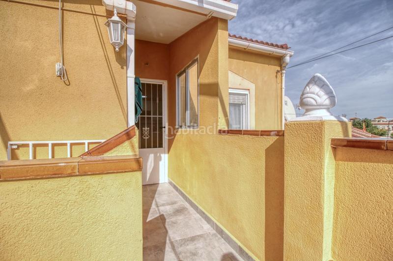 Foto 3fe1583a-de8a-4248-b048-c5293c2b6d0f. Casa con parcheggio in Zona Carrefour - Urbanizaciones Torrevieja