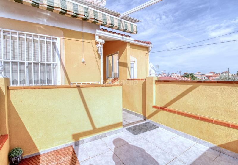 Foto 59b94bf4-77d6-4ce2-9115-4eb39461383b. Haus in calle de manuel benítez 'el cordobés' in Zona Carrefour - Urbanizaciones Torrevieja