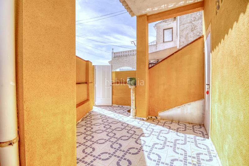 Foto 98cf737f-deb9-463a-b8aa-a727a0ae59d7. Casa con parcheggio in Zona Carrefour - Urbanizaciones Torrevieja