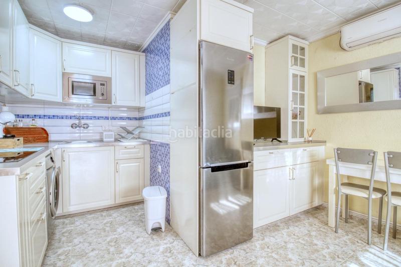 Foto 9d7ebeb3-67f6-455b-bb0d-6ae5ec28ddbe. Haus in calle de manuel benítez 'el cordobés' in Zona Carrefour - Urbanizaciones Torrevieja