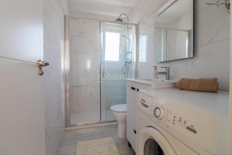 Foto 1e1e7157-86ca-4f48-bd15-e7cc45fd3de3. Àtic a Punta Prima Torrevieja