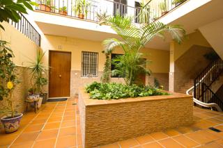 Pis a Camas. Amplio piso, buena ubicación y bienestar en camas