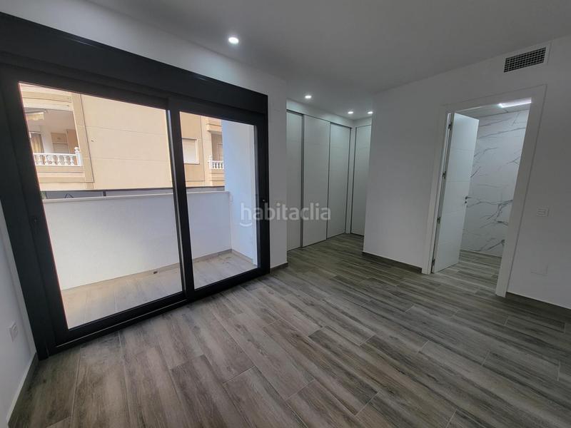 Foto 1ed739aa-7b40-4d20-98a5-0ad06b940434. Apartament amb aparcament a Las Piscinas Naturales Torrevieja