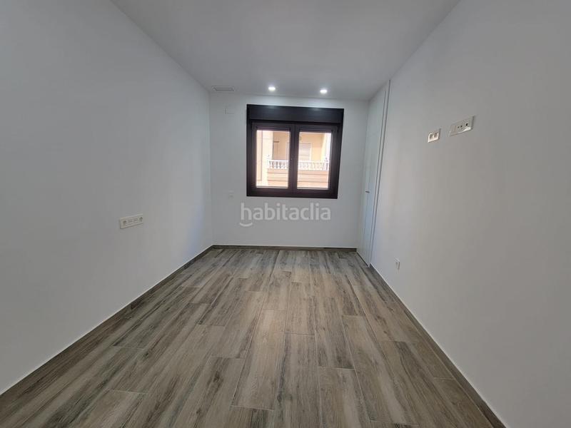 Foto 43179eca-9de7-4f2c-a625-d380640240d6. Apartament amb aparcament a Las Piscinas Naturales Torrevieja