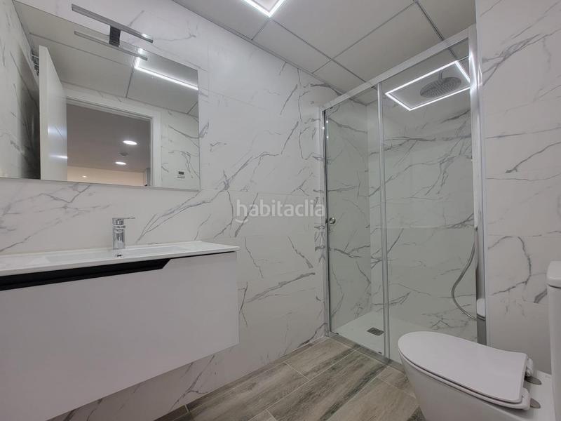 Foto d706824d-38c9-46c0-b389-b758d4f88885. Apartament amb aparcament a Las Piscinas Naturales Torrevieja