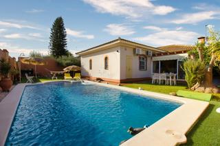 Casa a Almensilla. Chalet independiente en almensilla espacio, confort y equilibrio