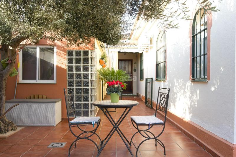 Foto 3bbc5a6f-5083-478c-9cd0-08456251dae7. Casa chalet independiente espacio, confort y equilibrio para su familia en Almensilla