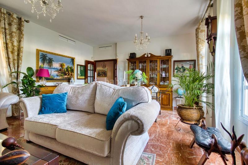 Foto 6420594d-248d-4717-a8c9-4c32bcc25fea. Casa chalet independiente espacio, confort y equilibrio para su familia en Almensilla