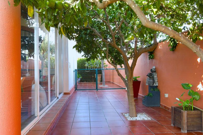 Foto 666a2a38-95b5-4f63-a5bc-e534001ae270. Casa chalet independiente espacio, confort y equilibrio para su familia en Almensilla