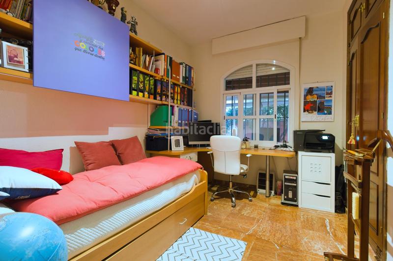 Foto 9acba2dd-4b86-416c-bbba-74f3a4d69a59. Casa chalet independiente espacio, confort y equilibrio para su familia en Almensilla