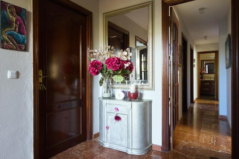 Foto ef3cb979-47da-4d02-8045-47b5d674c455. Casa chalet independiente espacio, confort y equilibrio para su familia en Almensilla