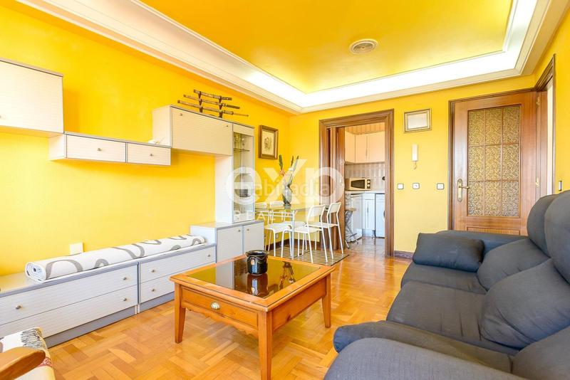 Foto 03b852d7-4e62-4af2-8ab6-e96b294e15e9. Appartamento in uria 72 in Salesas - Foncalada - Campoamor Oviedo