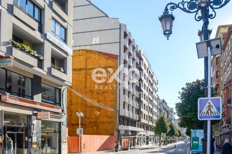 Foto bffc1a7a-9237-4005-800d-4cc314589576. Appartamento in uria 72 in Salesas - Foncalada - Campoamor Oviedo