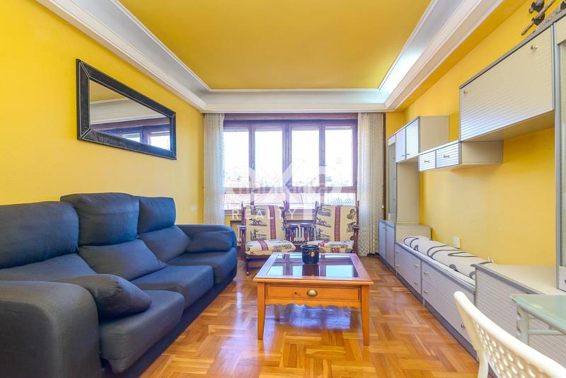 Foto ce7fd494-0a74-4213-9d5b-25c2986568d6. Appartamento in uria 72 in Salesas - Foncalada - Campoamor Oviedo