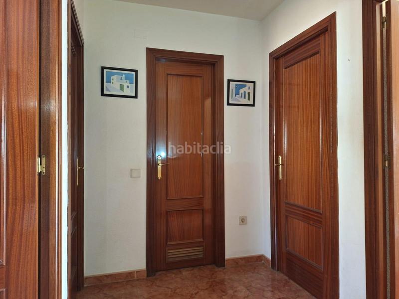 Foto 36cd3a26-bb2b-4a89-9d9e-75cc6269b562. Casa a schiera con parcheggio in El Alquián Almería