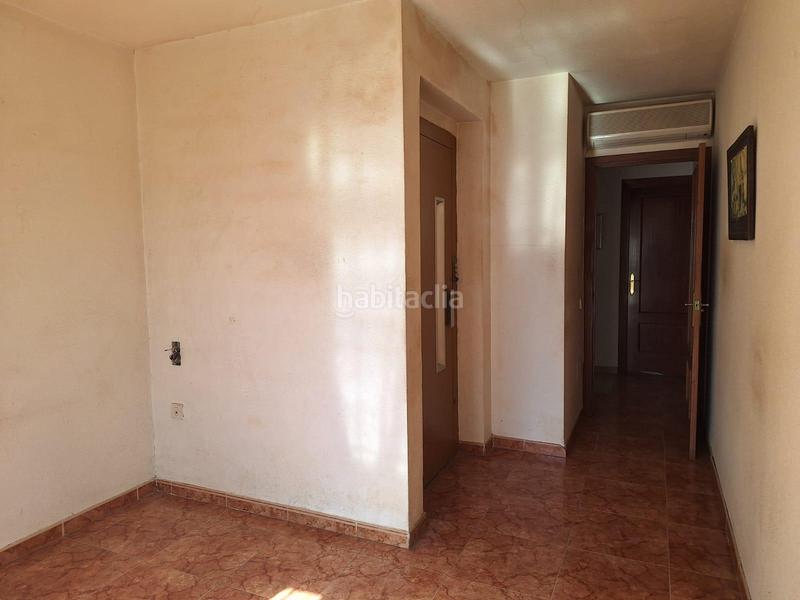 Foto ae434371-00f1-410b-ae8b-6000715bedb5. Casa a schiera con parcheggio in El Alquián Almería
