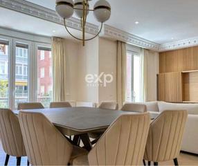 Etagenwohnung in NUÑEZ DE BALBOA