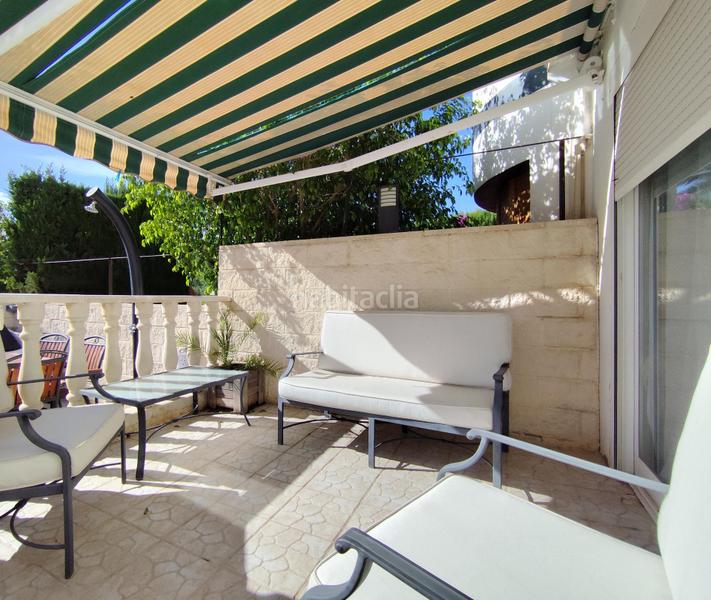 Foto 2b65179c-6fe3-41dc-9253-daba11bf2a6e. Casa a schiera con parcheggio piscina in Playa Muchavista Campello (el)