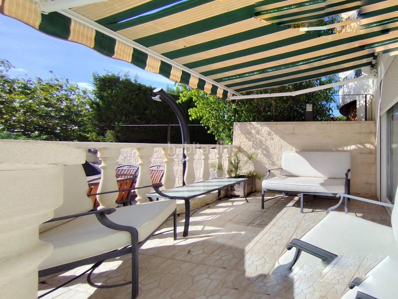 Foto 76e5a0a8-09a5-4644-8c4d-e581ad99bdce. Casa a schiera con parcheggio piscina in Playa Muchavista Campello (el)