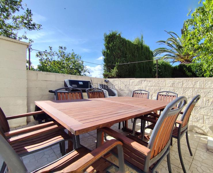 Foto c6037cfb-8e30-4cbc-bba6-6cc8e37f56cc. Casa a schiera con parcheggio piscina in Playa Muchavista Campello (el)