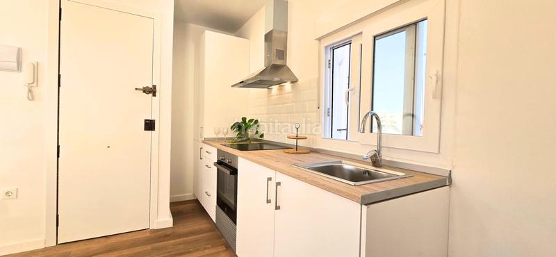 Foto a4b16a8d-48e8-4c53-80e9-fa4594438f34. Apartament a calle calle del gramático carlos ros a Valencia