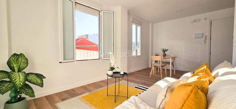 Foto daaa1df0-415d-43e4-bde0-32baf2fabc9b. Apartament a calle calle del gramático carlos ros a Valencia