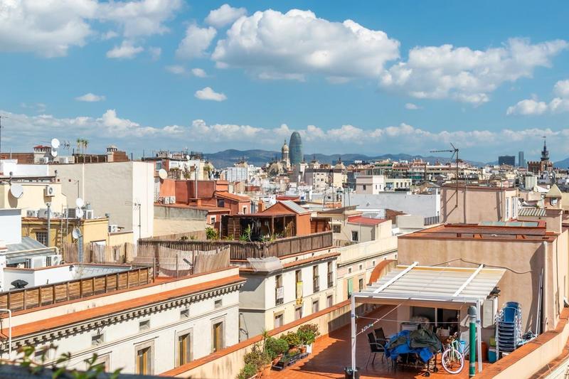 Foto 3a408f37-f8a8-42d7-837a-52f381990d0f. Attico con riscaldamento in St. Pere - Sta. Caterina - El Born Barcelona