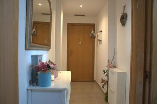 Dúplex  Calle calle tossal de les figueres. Ático dúplex luminoso con terraza y amplias zonas comunes en ent