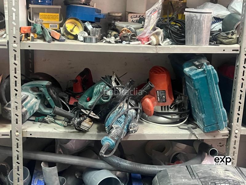 Foto 3816d0af-35a9-43e5-9a28-13f4bea6c981. Local comercial a calle luz casanova 18 a Sant Antoni Valencia