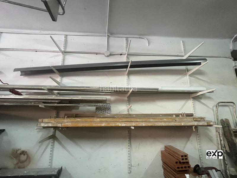 Foto a1f7cb00-fad8-4212-b594-107570b25608. Local comercial a calle luz casanova 18 a Sant Antoni Valencia