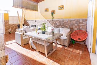 Casa  Calle calle el morrón de gador. Espacioso tríplex reformado en exclusiva urbanización residencia