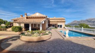 Casa in La Nucia Pueblo. Mansion, la nucia, costa blanca