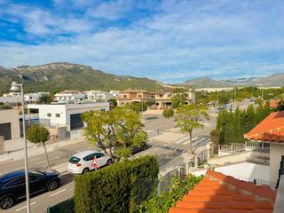 Chalet  Carrer carrer del migjorn, 2. Tu nuevo hogar te espera en hospitalet.