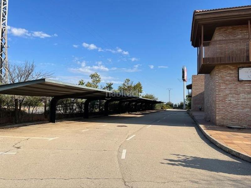 Foto 12342e14-0b69-4be4-8e90-4b4e129600a7. Gebäude in Almansa