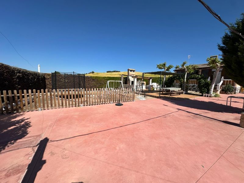 Foto d4a3dede-04fe-48c3-a333-6a5bb44d43c9. Chalet mit heizung parking in Villar de Olalla